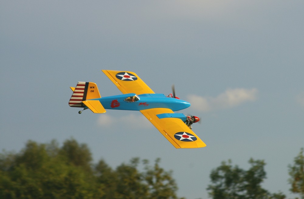 Twin engine RC plane